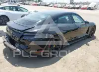 2025 Porsche Taycan фото