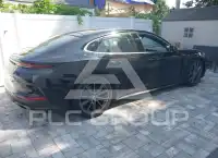 2025 Porsche Panamera photo