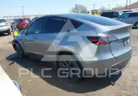 2025 Tesla Model Y photo