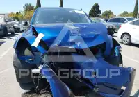 2025 Tesla Model Y фото