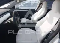 2025 Tesla Model Y фото