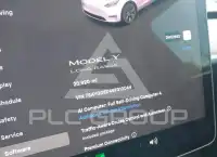 2025 Tesla Model Y photo