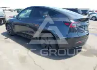 2025 Tesla Model Y фото