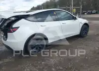 2025 Tesla Model Y фото