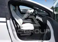 2025 Tesla Model X фото