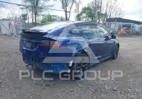 2025 Tesla Model X фото