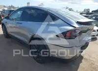2025 Tesla Model X фото