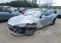 2025 Tesla Model S фото