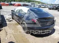 2025 Tesla Model 3 фото