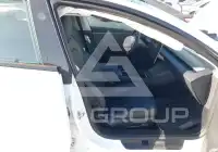 2025 Tesla Model 3 фото