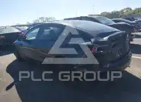 2025 Tesla Model 3 фото