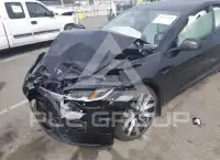 2025 Tesla Model 3 фото