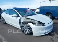 2025 Tesla Model 3 photo
