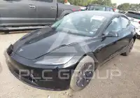 2025 Tesla Model 3 photo