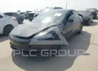 2025 Tesla Model 3 фото