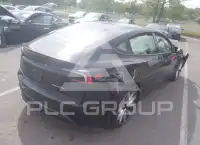 2025 Tesla Model 3 фото