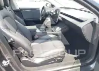 2025 Tesla Model 3 photo