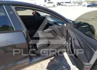 2025 Tesla Model 3 фото