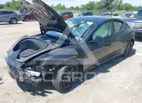 2025 Tesla Model 3 фото