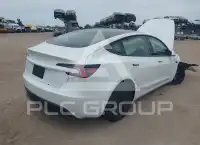 2025 Tesla Model 3 фото
