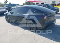2025 Tesla Model 3 фото