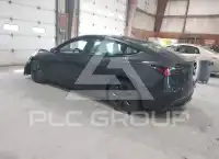 2025 Tesla Model 3 фото