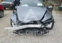 2025 Tesla Model 3 фото