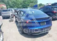 2025 Tesla Model 3 photo