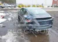 2025 Tesla Model 3 фото
