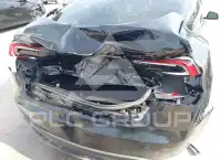 2025 Tesla Model 3 фото