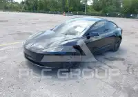 2025 Tesla Model 3 фото