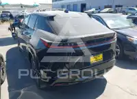 2025 Lexus RZ photo