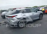 2025 Lexus RZ фото