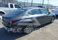 2025 Lexus ES350 photo