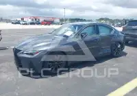 2025 Lexus IS300 фото
