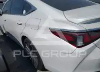 2025 Lexus ES300 фото