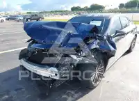 2025 Lexus ES300 фото