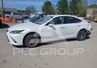 2025 Lexus ES300 фото