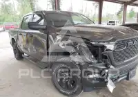 2025 RAM 1500 photo