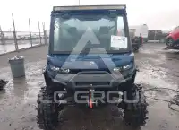 2025 Can-AM DEFENDER photo