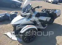 2025 Can-AM SPYDER photo