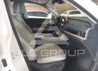 2025 Toyota Highlander photo