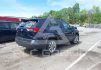 2025 Toyota RAV4 фото