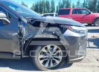 2025 Toyota RAV4 фото