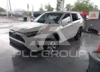 2025 Toyota RAV4 фото