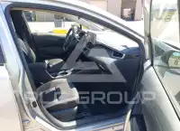 2025 Toyota COROLLA фото