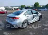 2025 Toyota COROLLA фото