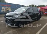 2025 Toyota SIENNA photo