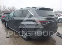 2025 Toyota SIENNA фото