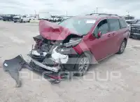 2025 Toyota SIENNA фото